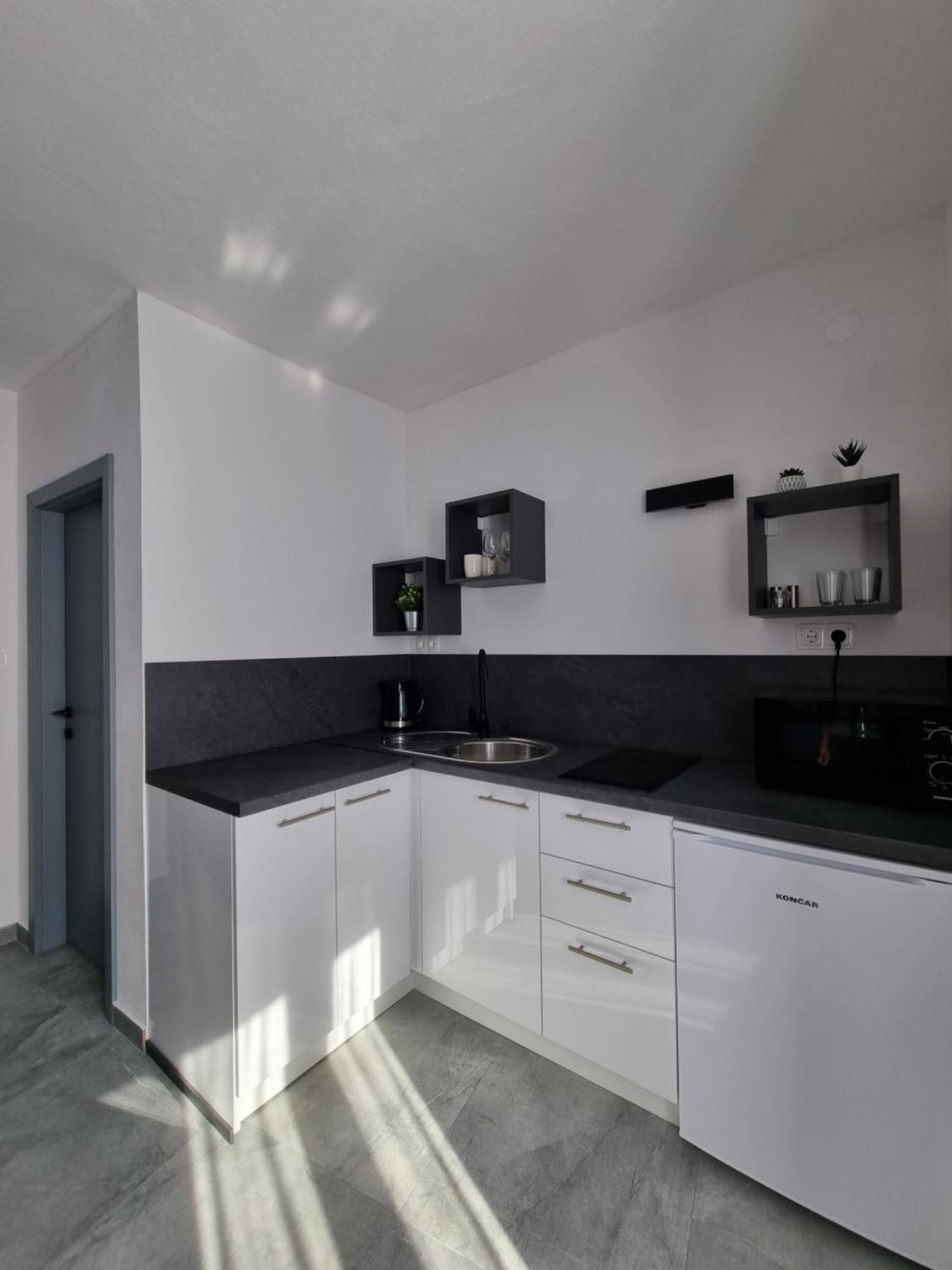 Apartments And Room Vela Senj  Dış mekan fotoğraf
